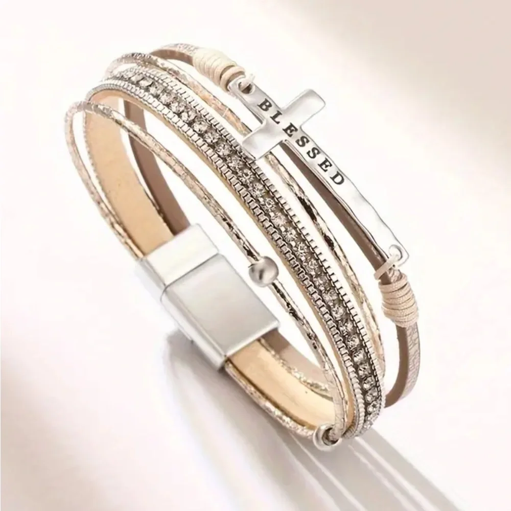 Chic faux leather bracelet with rhinestone sparkles